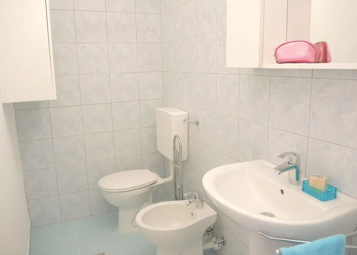 Two Level Attic With Sea View Terrace Daire